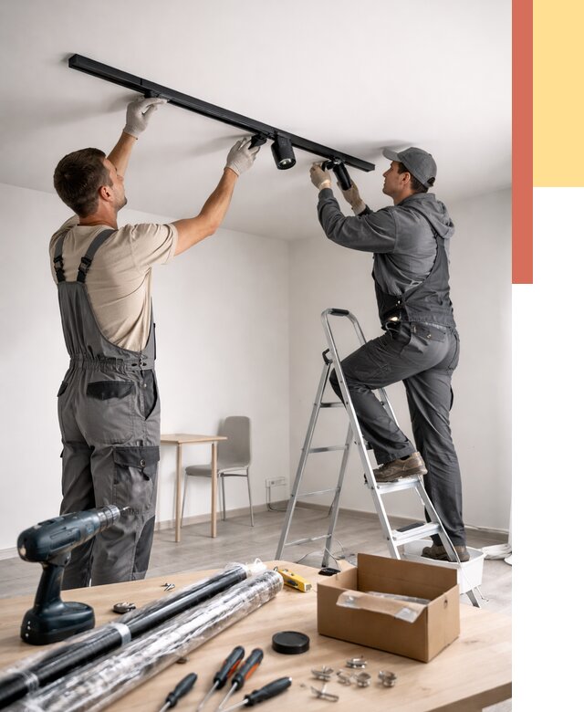 Установка трековых светильников в натяжной потолок в Лысьве от 4308 руб. | ОТДЕЛОЧНИК-Лсь